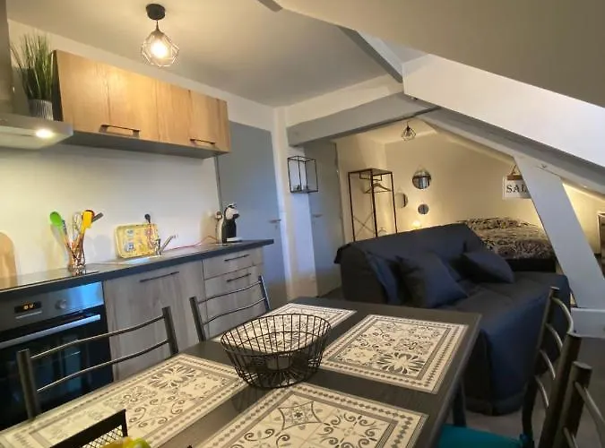 Апартаменты Le Grenier Saint-pierre